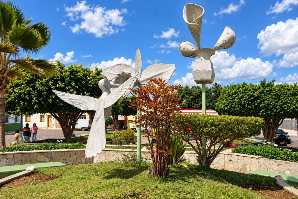 Praça da Bandeira, no centro de Morro do Chapéu