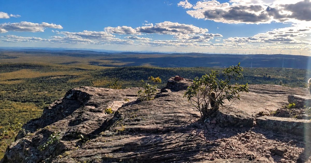 Vista do alto do Morrão, em Morro do Chapéu, no norte da Chapada Diamantina na Bahia